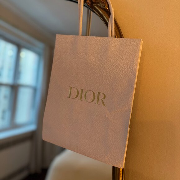 Authentic Dior White Shopping Bag Gift Tote 10 in x 8 in - Picture 1 of 6